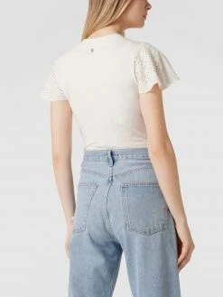 Guess Body Mit Lochstickerei - Offwhite -Kendall & Kylie Shop 6cs42i2b8l8jaiaa9d4k4ha98t1lacil955k8la38l9jaja6al4kmh2a85al2kqbakr3al2f6954qkqa8go34ob464q34db660q6aopkcgom6e9ncphjadj265i3icplcosm6oo