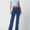 Only Crop Shirt Mit Floralem Muster Modell 'Daisy' - Hellblau