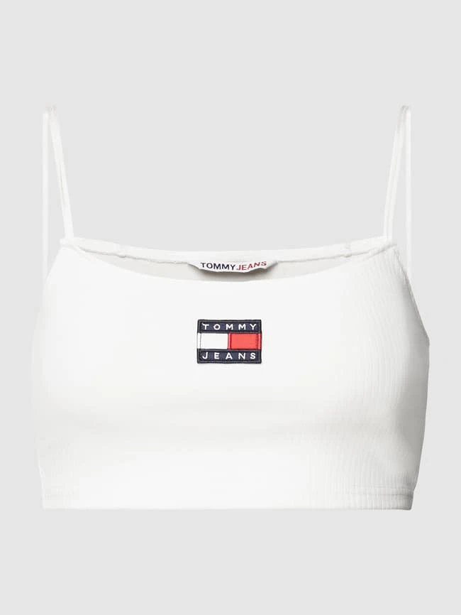 Tommy Jeans Crop Top Mit Label-Patch Modell 'CROP RIB BADGE' - Weiß 2 Tommy Jeans Crop Top Mit Label-Patch Modell 'CROP RIB BADGE' - Weiß – Bild 2