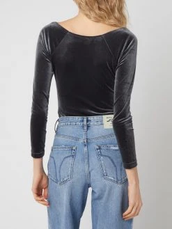 Mango Body Aus Samt Modell 'Carol' - Mittelgrau -Kendall & Kylie Shop 71b56lad8p75aea3ap1kqc9g8p0l4jpg95532ci88l6kmeah9h3jggi56t83cc9j9h24ed2g75450i9p9go68c9k6pi38ob565i62e1kccrjgo9j6li3ad9oc8qjgd356di68co