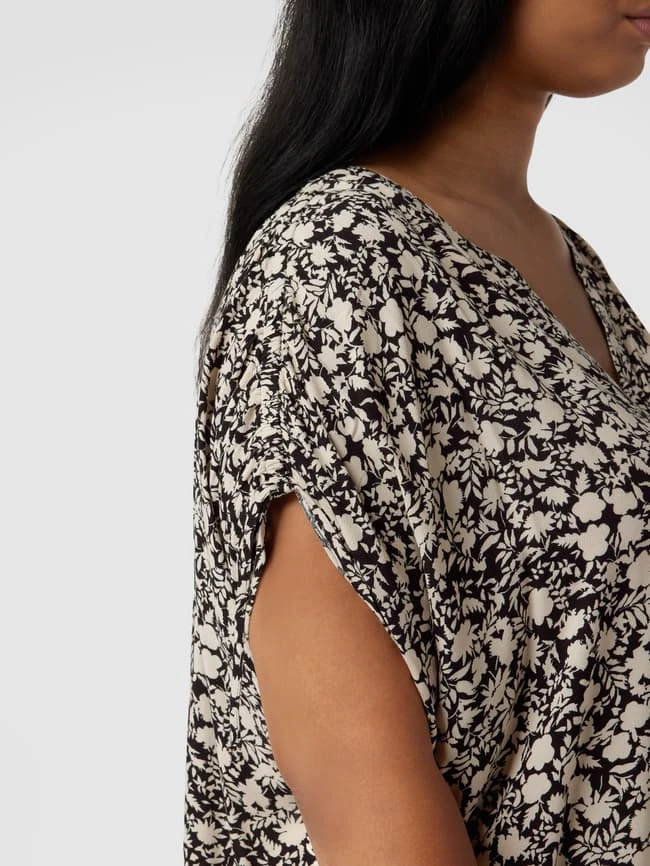 Esprit Curvy PLUS SIZE Bluse Mit Floralem Allover-Muster - Schwarz 3 Esprit Curvy PLUS SIZE Bluse Mit Floralem Allover-Muster - Schwarz – Bild 3