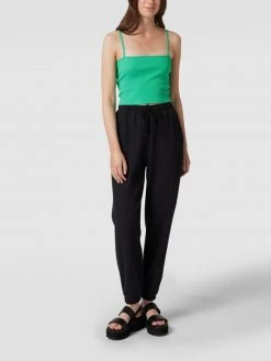 REVIEW Crop Top In Ripp-Optik - Smaragdgrün