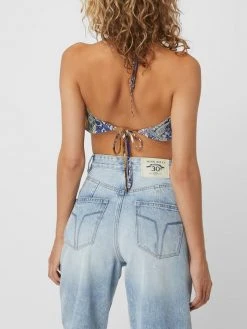 Guess Crop Top Aus Satin Modell 'Rena' - Hellbraun -Kendall & Kylie Shop 8l23gjhgad7l4dil6l1kujqd7163il1n9p6lahij8d53gdaf8p43gdif8l6j6ci474pjikacako3ilhn8h3m4e36clgjgcr375hjed1k6dhmae9pcphjcp1i70rj8opgc5i3eo8