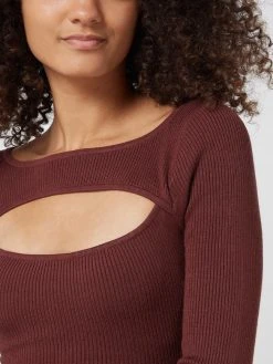 Guess Body Mit Cut Outs - Dunkelbraun -Kendall & Kylie Shop 8t64scpn88q4eji39sq46da4a9b44d9i8koj8d9j9d2k8kal6125aghm9p4j6c2k9dalaha88cskoh2i693jcp326kojce1ncphm6ohk6opjge9kc9i30e1m69j32db160qm4p8