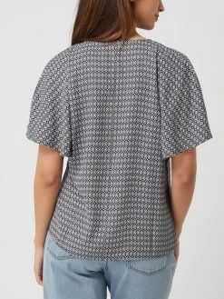 Redraft Blusenshirt Mit Allover-Muster - Marineblau -Kendall & Kylie Shop 8ta3adi76gp4kci98t1l6hic6l3j4l9l8gr4ghq164s54k9l8l0l2cpkap8l8i2m6p6k4d9m6133gi2m8l3jgchh6oom2cr2cosmao9k64om4ohh6limcc9m71ij2cb66cp3edo