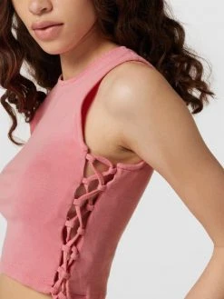 BDG Urban Outfitters Crop Top Mit Schnürung - Altrosa -Kendall & Kylie Shop 9gqk6k239h748i1i99332dq49h4j8cij6l3l0lik6dakml2g6srk8h2g6da4uj2i8d94gha79534ujqa693j6ob4c5im8ob36kqj8d1kcop34ob46pgj2ob469i6ap9ichij0dg