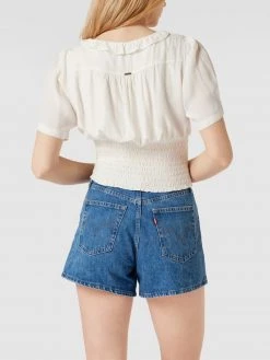 Guess Bluse Mit Rüschen-Details - Offwhite -Kendall & Kylie Shop a4qj6d228h54ke9galb34lia8t942kqj6t84uc2eakpkmdib6l3j0dho7595ckal8l24qc2h8t6jcjqm9t3m4c9hcorj2chlc8o32p9k6oo3eohi6gq3cob4coomadr1cgo3ee0